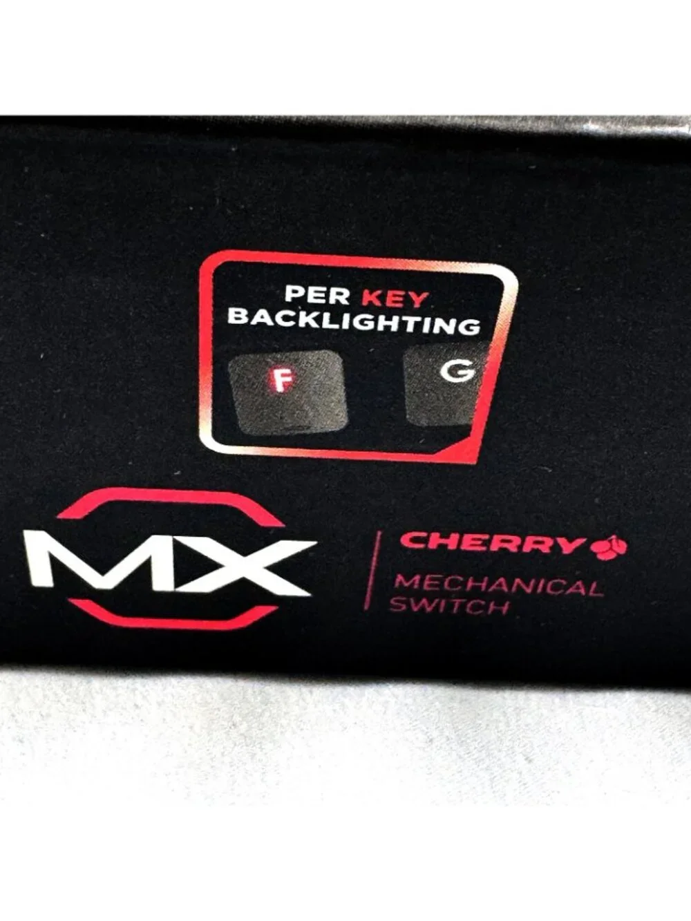 Corsair Strafe Mechanical Gaming Keyboard Cherry MX Backlighting